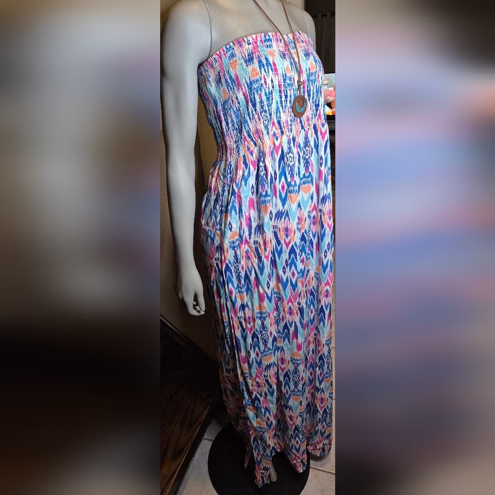 GAP Strapless Maxi Dress in Blue and Pink. - Picture 6 of 12
